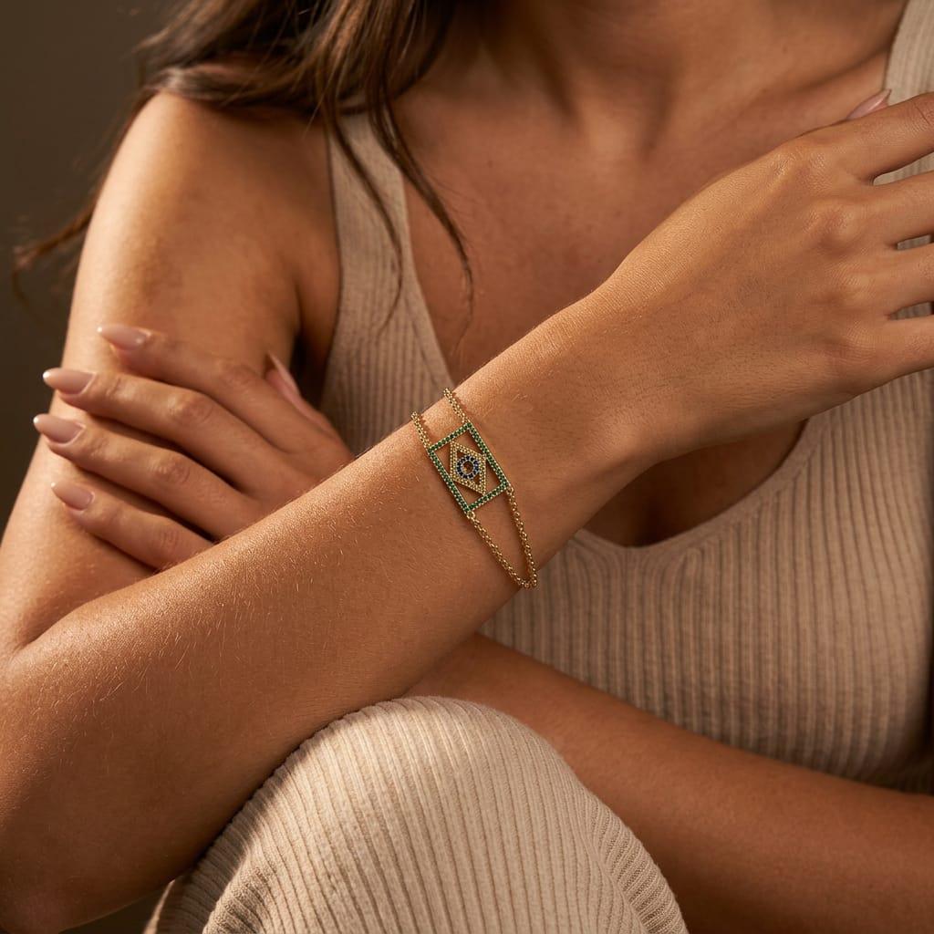 PULSEIRA DO BRASIL MICROZIRCONIA CRAVEJADA Descrição: Não há.