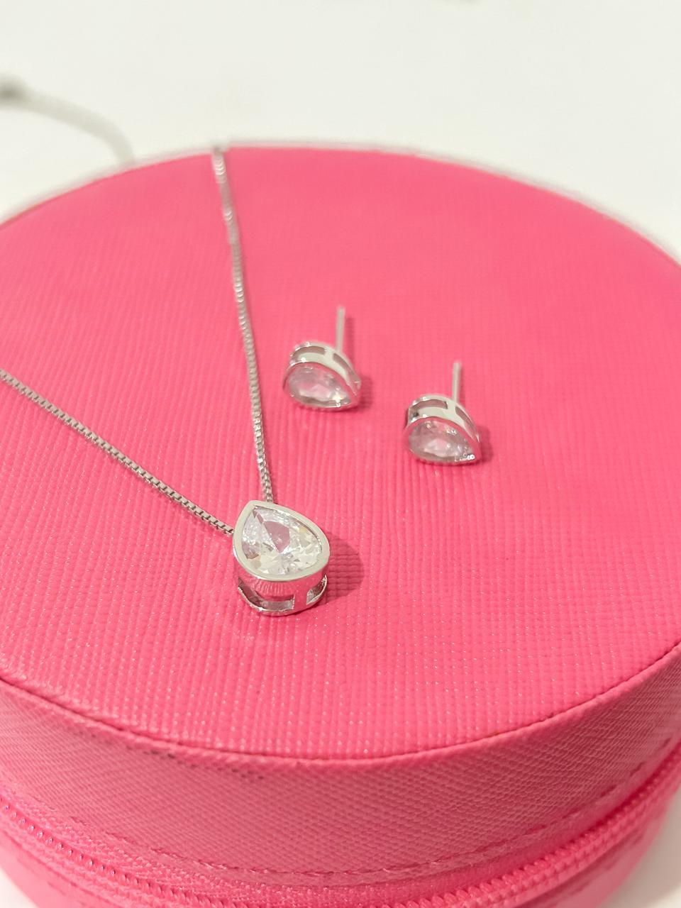 conjunto gota cristal Descrição: Não há.