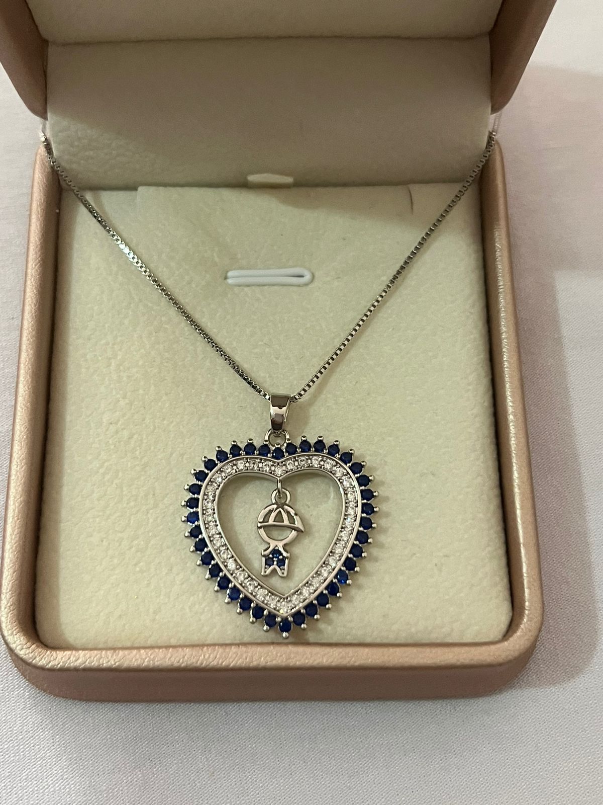 Colar e Mandala Menino Microzirconia  Descrição: Não há.